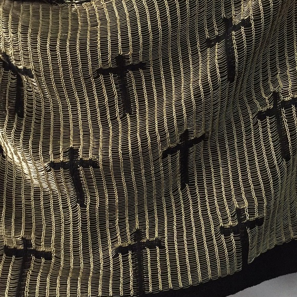 Stunning Cross Sweater - Picture 8 of 8